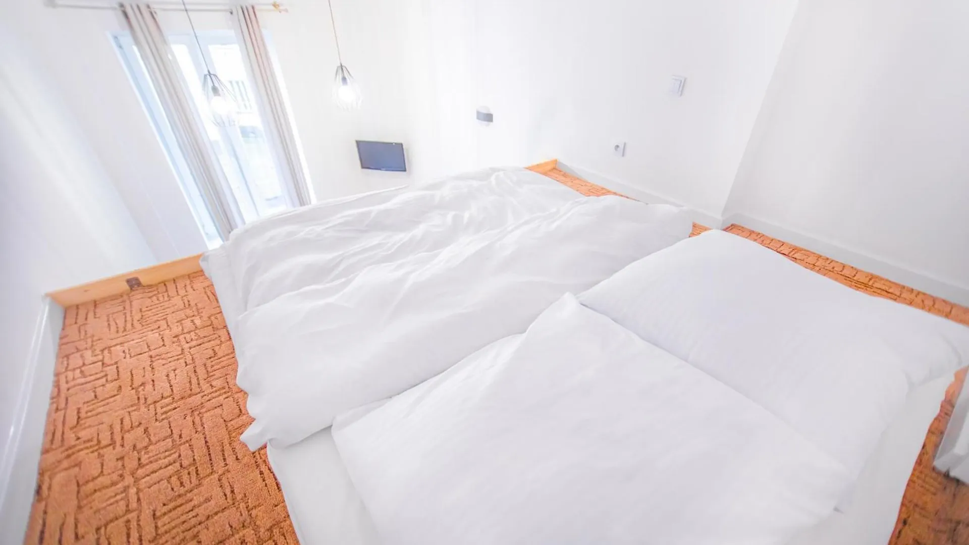 Lovely Hoza Str Studio Super Central Location Warsaw 0*,  Poland