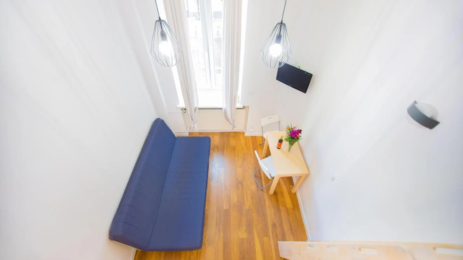 Lovely Hoza Str Studio Super Central Location 바르샤바 아파트
